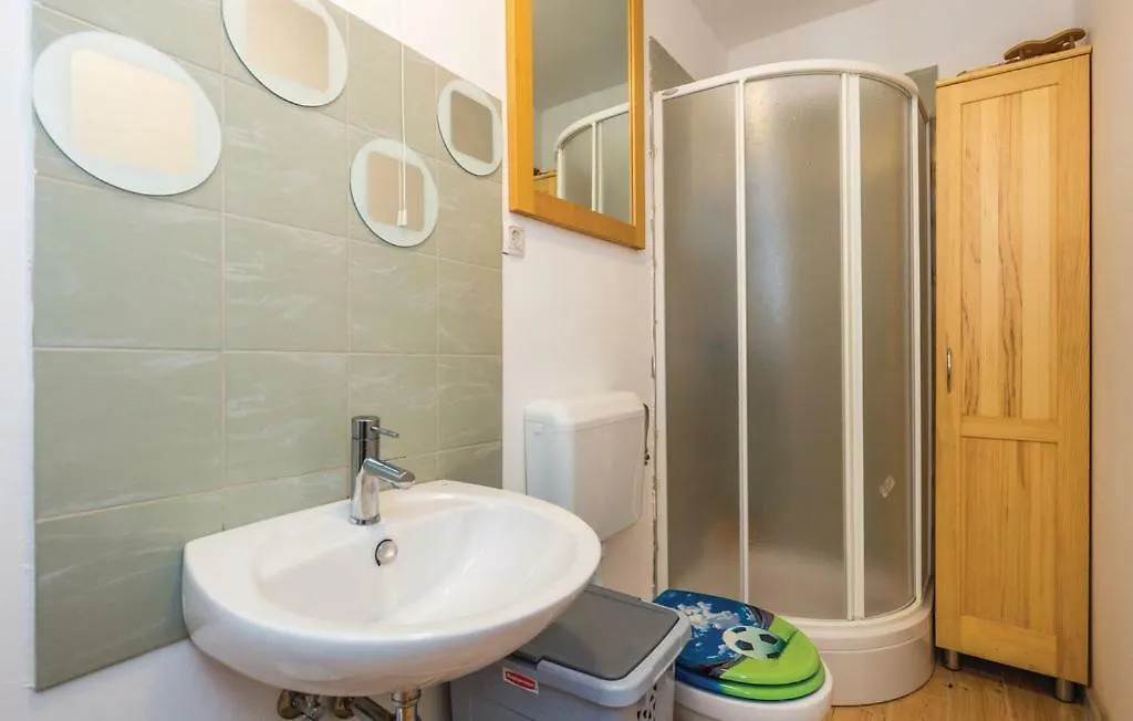 Holiday home House With Pool And Sauna Crni Lug